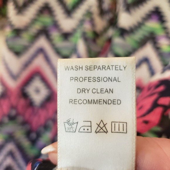 Francescas Colorful Ikat Design Swimsuit Coverup Size S/M - Picture 5 of 9